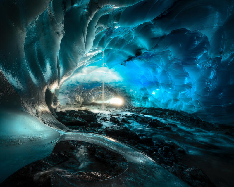 Turquoise Tunnel print